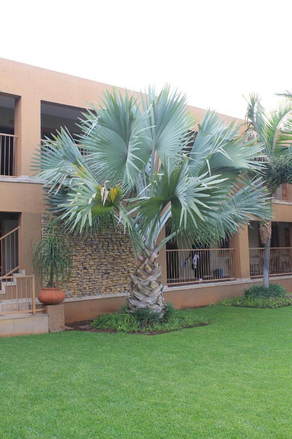 Batter Boys Guest House Pretoria-Noord Kültér fotó